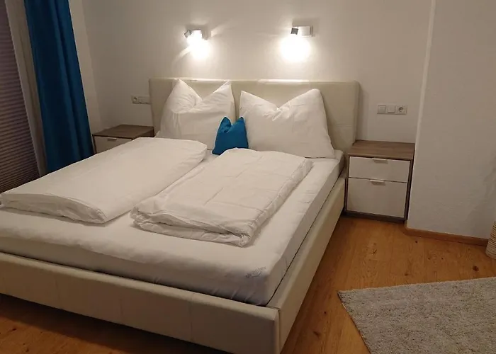 Apartman Hoamatl, *
